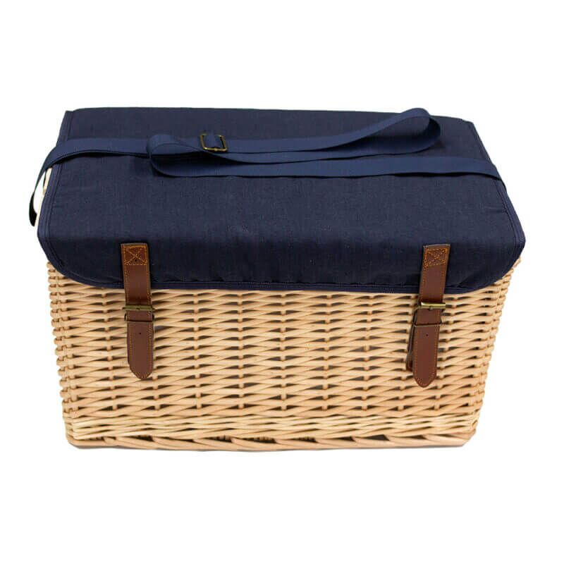 Trekk Wicker Basket with Picnic Table
